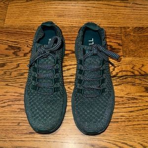 NoBull iridescent runner teal size 8.5